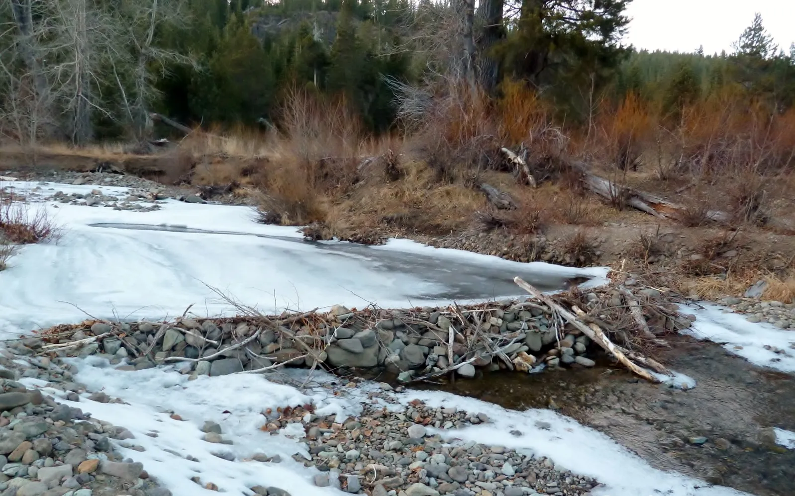 Beaver rock dam California - Schmiebel
